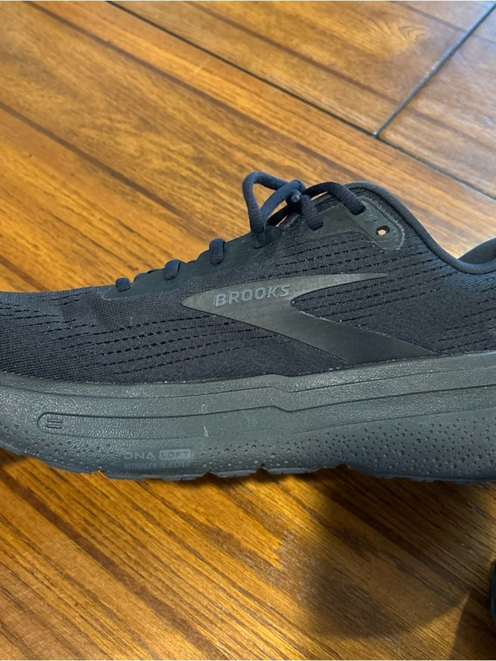 Brooks Ghost Max 2 Athletic Shoes - Picture 4 of 16